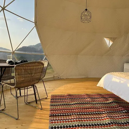 Luxury tent Starry Dome - Manta's Retreat Glamping