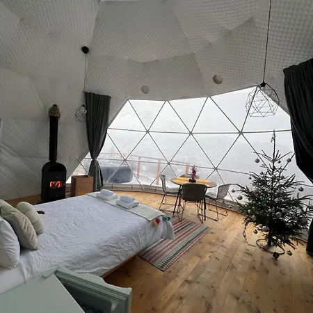Starry Dome - Manta's Retreat Glamping Luxury tent *
